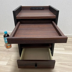 【MALTA】　幅36.5 奥行36.5 高さ48 サイドテーブル ２口コンセント付き USBジャック 完成品 コンセント ナイトテーブル 
の画像