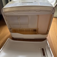フィルター気化式 加湿器 新品フィルター付の画像