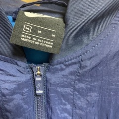 ナイキ　ジャンパーの画像