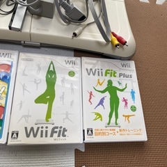 Wii本体＋ソフト＋ボードの画像