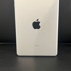 Apple iPad mini4 16GB シルバー（ケース付き）の画像