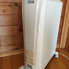 デロンギ Delonghi オイルヒーター D091549ECF 1500Wの画像