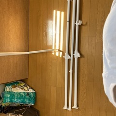 ニトリ押し入れ突っ張り棒の画像