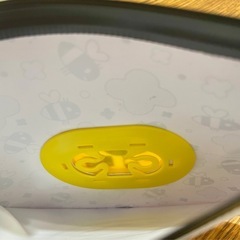 ベビーカーのおもちゃ＋お尻拭きカバーの画像