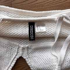 H&Mのタンクトップの画像