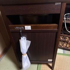 maruni 電話台の画像
