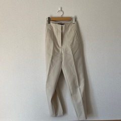 ZARA パンツの画像