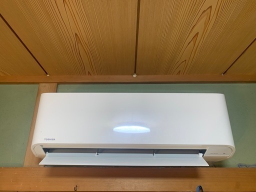 2021年製エアコン　三相200ボルト