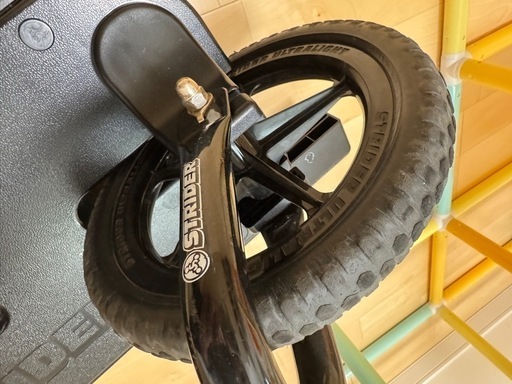 ストライダーとロッキングベース