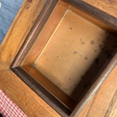 大工さん手作りの灰皿の画像