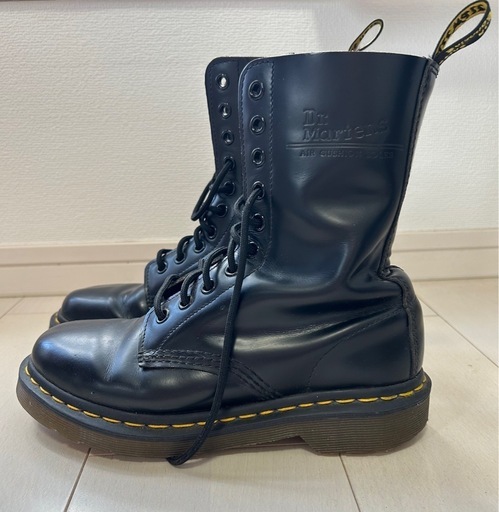服/ファッション Dr. Martens 11858 UK4(23cm)