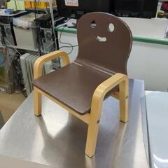 キッズ用デスク＆イスセット 可愛い机・イス 小傷が全体的にあります。【こちらは店舗です。浜村鹿野温泉ICから3分 買取本舗 宮本リサイクル 営業時間9～19時 定休日水曜のみ←連絡できませんm(_ _)m】の画像