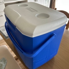 コールマンクーラーボックス
の画像