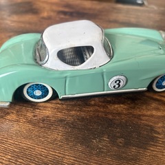 ブリキ　レトロ　自動車
の画像
