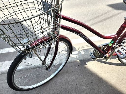 26インチ 自転車 ママチャリ 赤系 カゴ付き 変速付き 荷台付き ライト付き 札幌市 平岸店