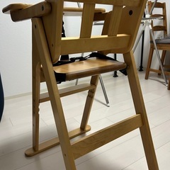 テーブル付き　ベビーチェアの画像
