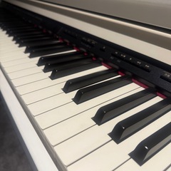 電子ピアノ　Roland hp601の画像