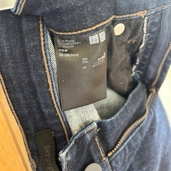 ユニクロ　UNIQLO ジーンズの画像