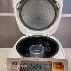 炊飯器 象印3合 NL-BB05の画像