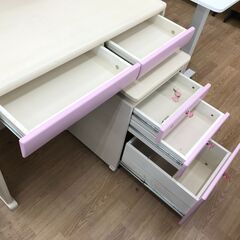 ★リユースのサカイ春日部店★KJ11630  学習机 ナチュラル/ピンク H119×W95×D75 クリーニング済みの画像