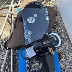 Burton スノーボードセットの画像