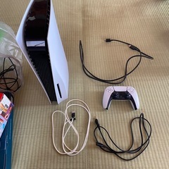 ps5本体とゲーミングモニターの画像