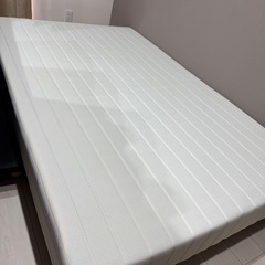 セミダブルベッドの画像