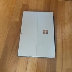 ノートパソコン　surfacepro 状態良の画像
