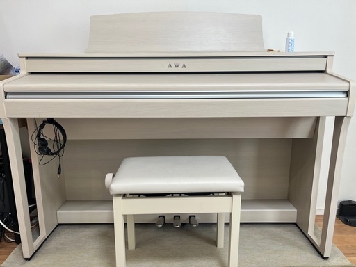 ハイブリッド型電子ピアノ(木製鍵盤)