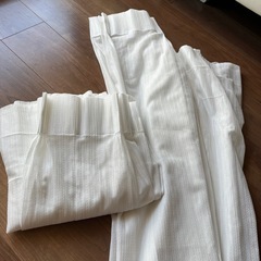 レースカーテン２枚の画像