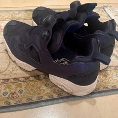 Reebok スニーカーの画像