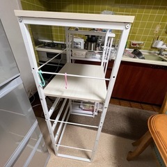 収納棚
の画像