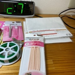 時計、事務用品などまとめての画像