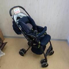 Aprica ベビーカーKaroon Plus High Seat ネイビーカラー 【こちらは店舗です。浜村鹿野温泉ICから3分 買取本舗 宮本リサイクル 営業時間9～19時 定休日水曜のみ←連絡できませんm(_ _)m】の画像