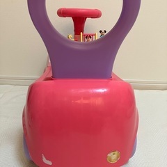 乗る車のおもちゃ　チャイルドカーの画像