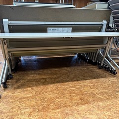 在庫あり　フォールディングテーブル　オカムラ　幅180 奥60 高さ70cm　の画像