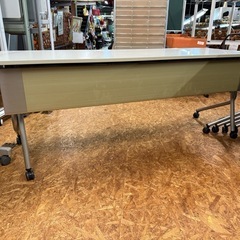 在庫あり　フォールディングテーブル　オカムラ　幅180 奥60 高さ70cm　の画像