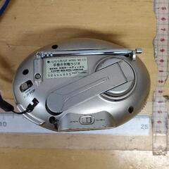 0906-051 ANABAS　手巻き充電ラジオの画像