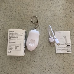 防犯ブザー 130db 大音量　LED超強力ライト USB充電 軽量　護衛　子ども　キッズの画像