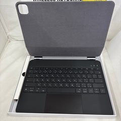 ジャングルジャングル守口店】 iPad Pro13マジックキーボード