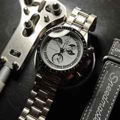 OMEGA Speedmaster Moonswatch EARTHPHASEの画像