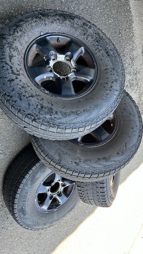 ランクル100  スタッドレス