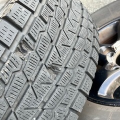 ランクル100  スタッドレスの画像