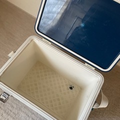 クーラーボックスの画像