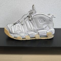 NIKE  モアテン  27.0の画像