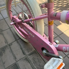 子供　自転車　18インチ　補助輪付きの画像