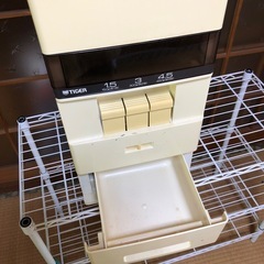 ライザー・米びつ
の画像