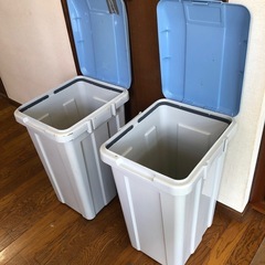 ゴミ箱の画像