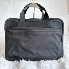 VICTORINOX ヴィクトリノックス ビジネスバッグ 大容量の画像