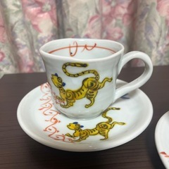 ティーカップ３客セット
の画像